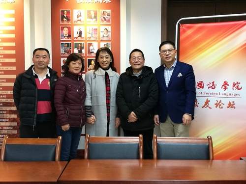 任顺元书记和校友合影