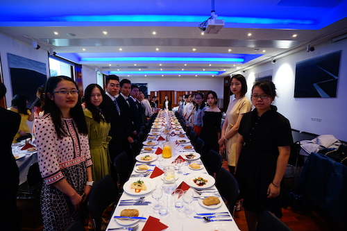 5.体验剑桥正餐晚宴