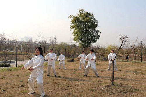 图四